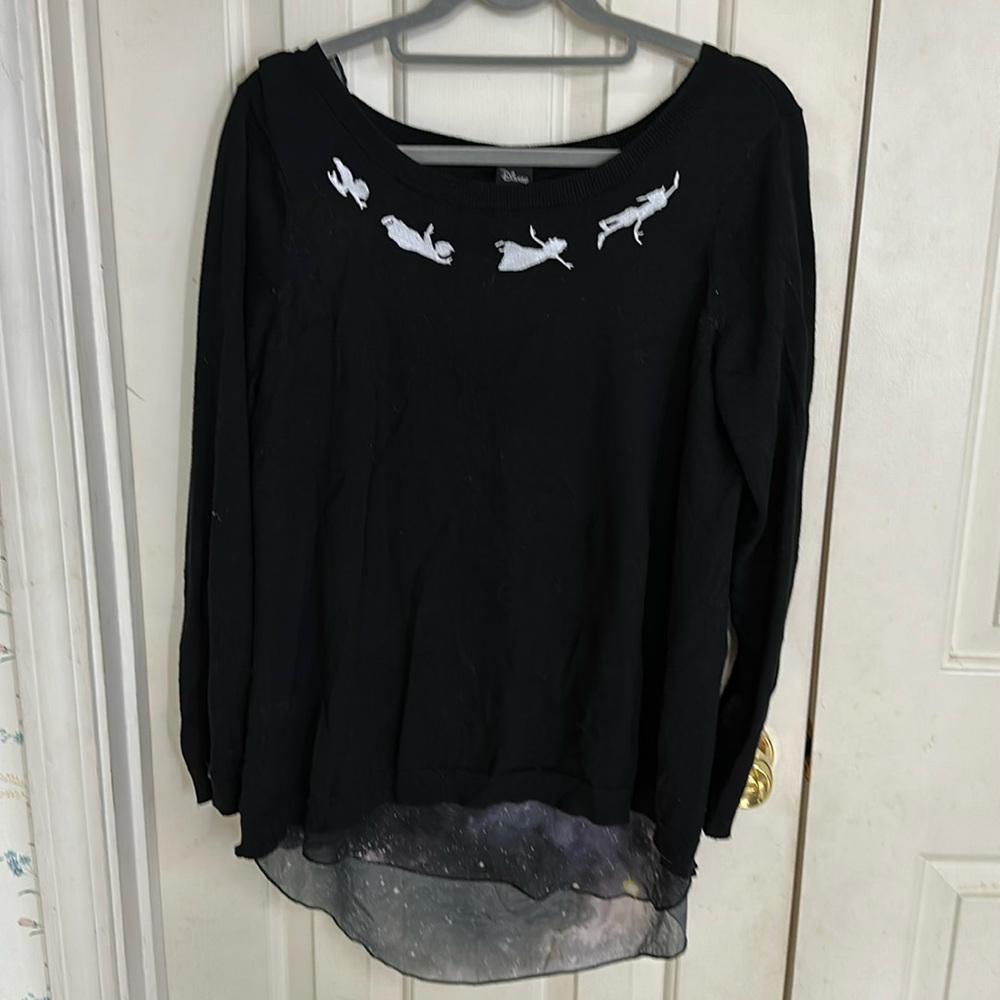 Peter Pan, Wendy and the gang sweater